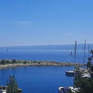Old Captain's - In A Pine Wood By The Sea And Tennis Courts Appartement Split